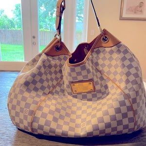 COPY - Louis Vuitton Blanc GM Galleria Tote